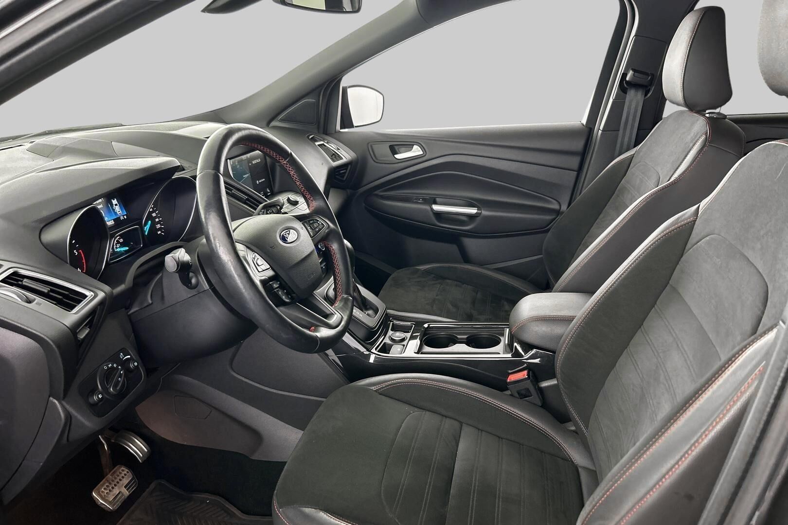 Ford Kuga iso kuva 8