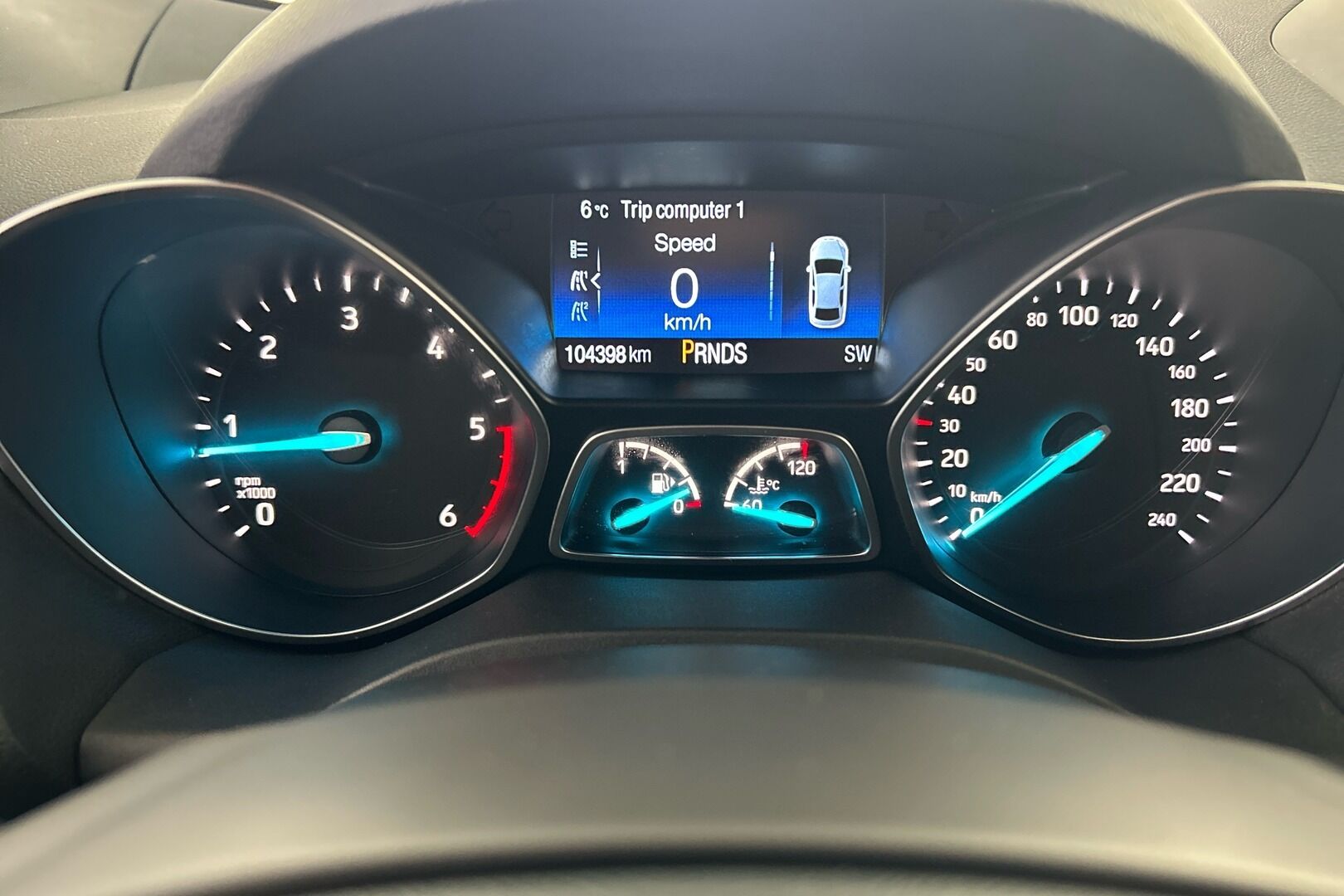 Ford Kuga iso kuva 10