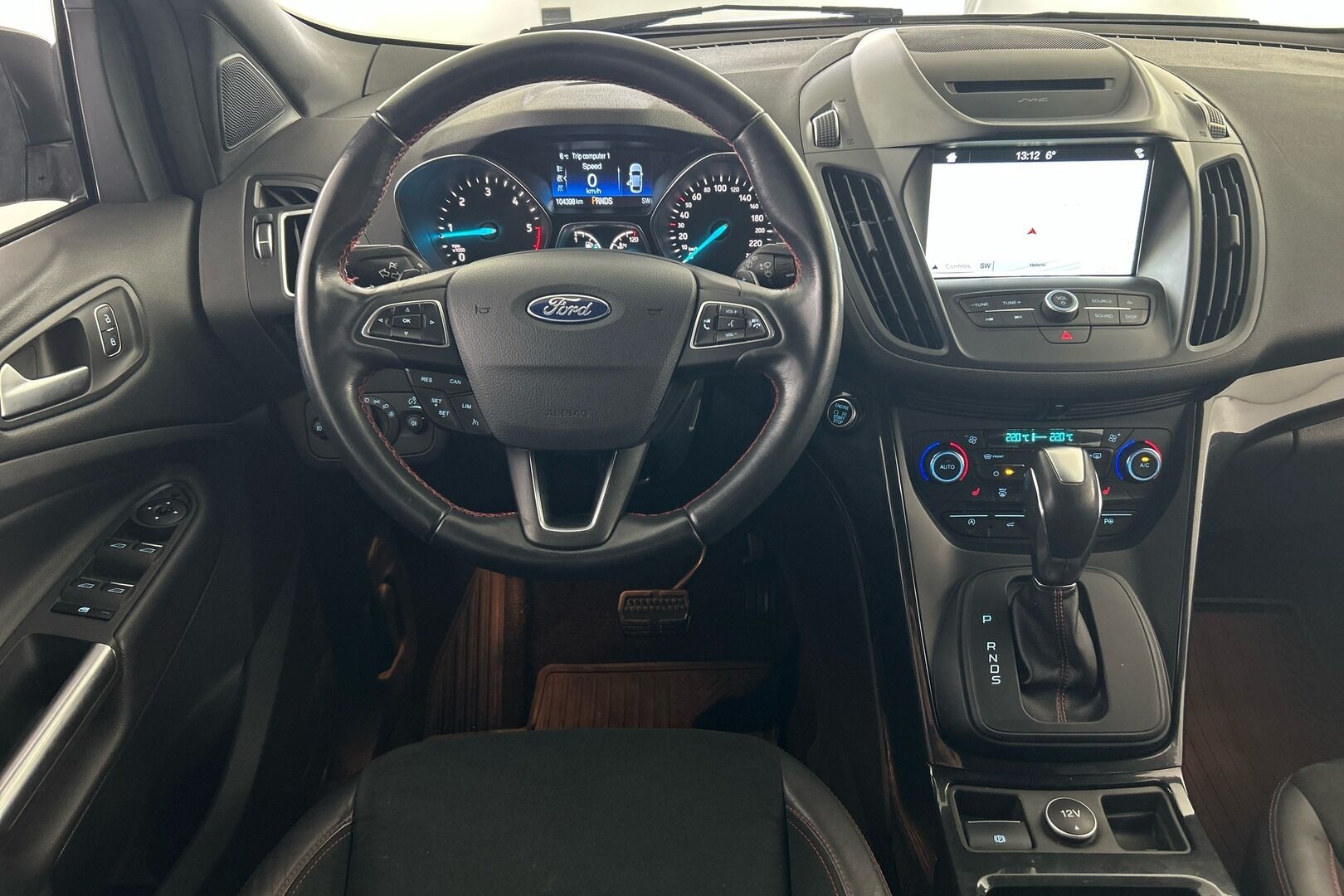 Ford Kuga iso kuva 21