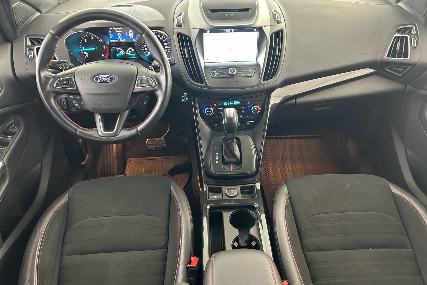 Ford Kuga iso kuva 22