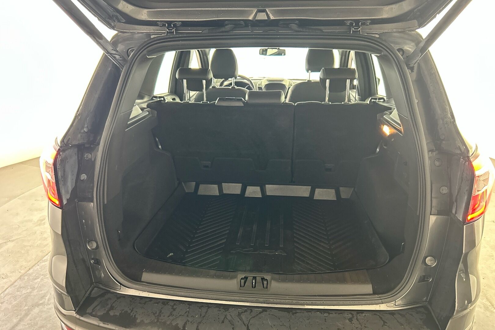 Ford Kuga iso kuva 5