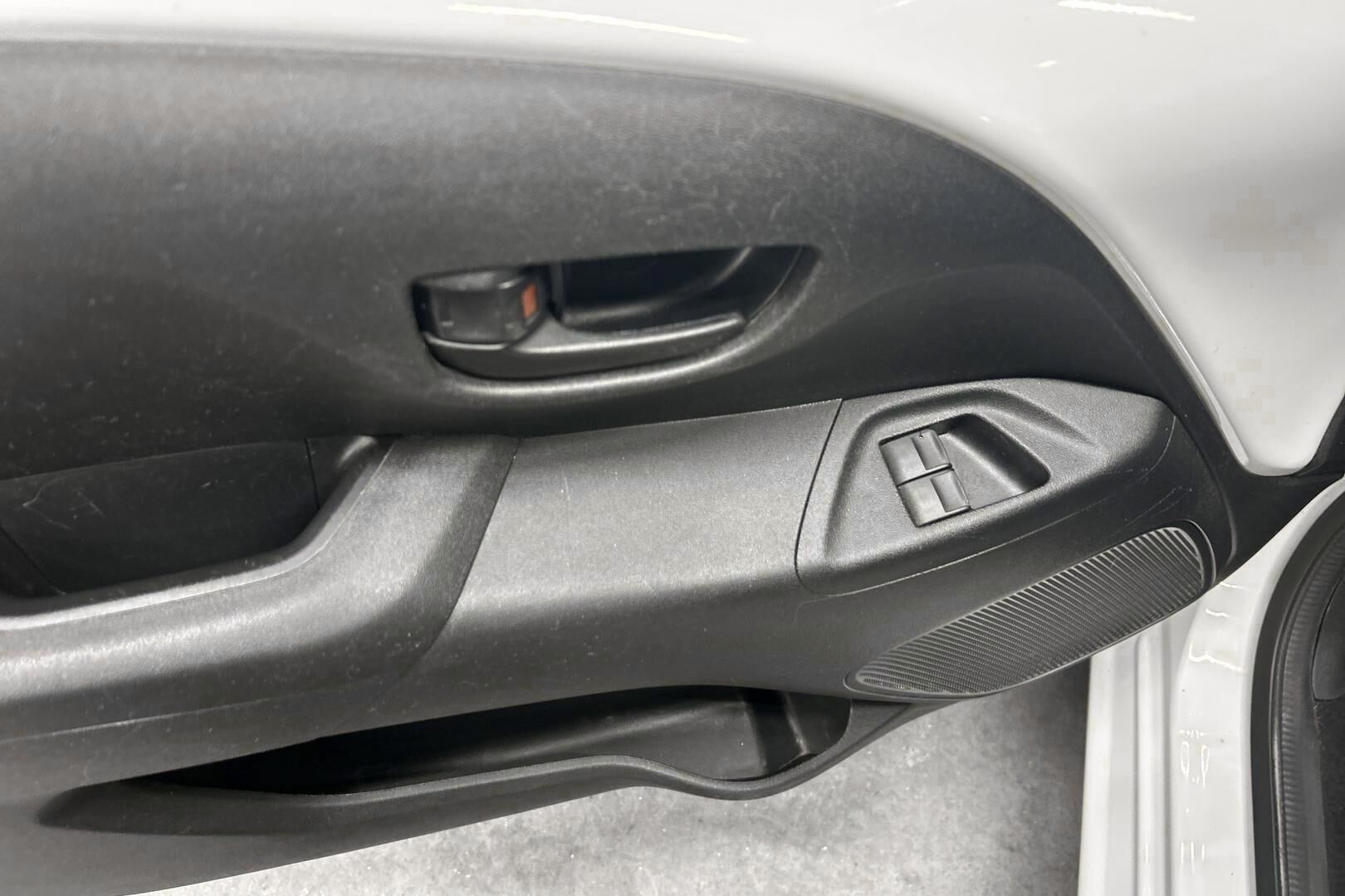 Peugeot 108 iso kuva 24