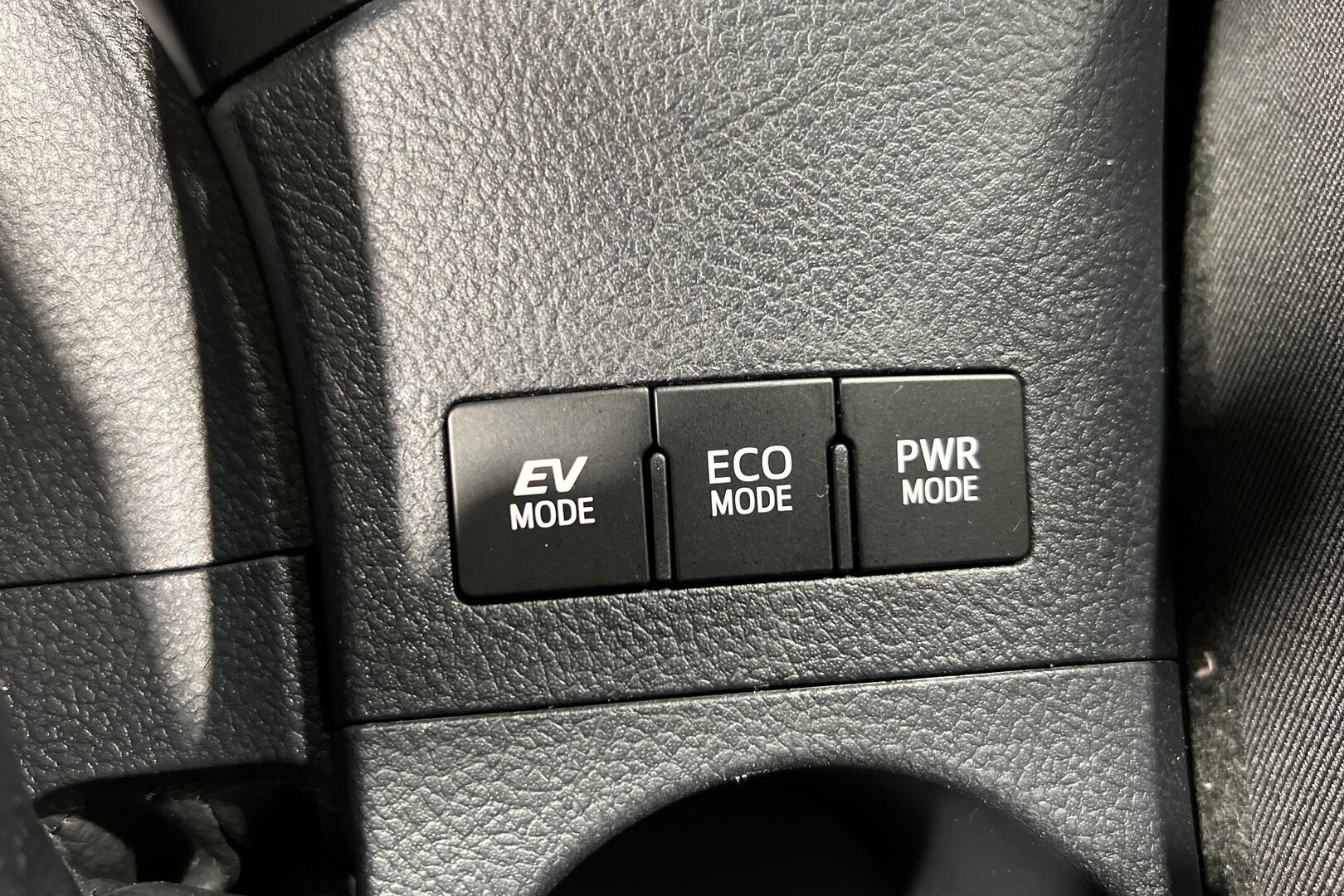 Toyota Auris iso kuva 16