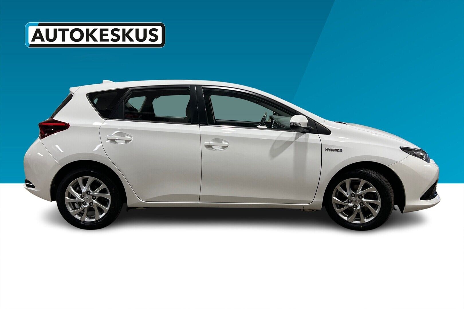 Toyota Auris iso kuva 5