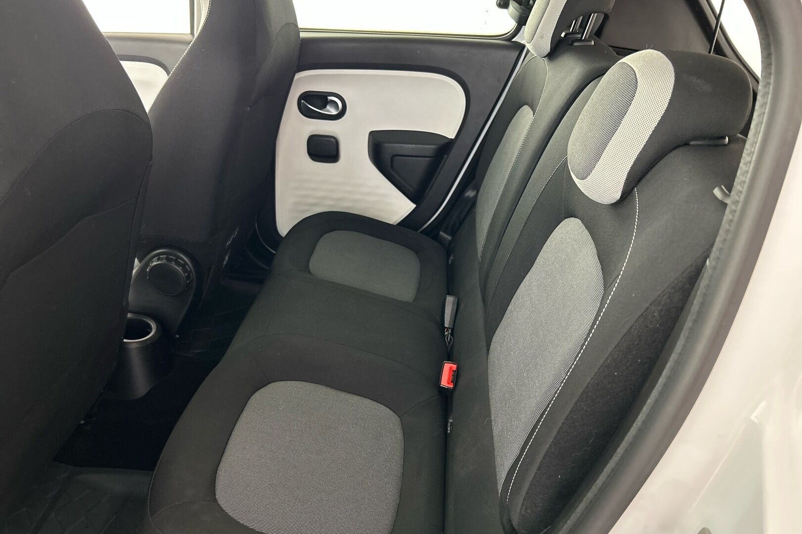 Renault Twingo iso kuva 6