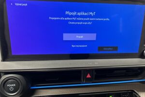 Toyota Prius Plug-in esikatselu 21