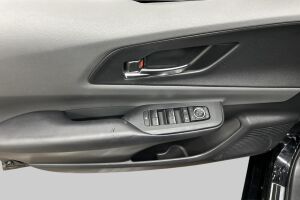 Toyota Prius Plug-in esikatselu 9