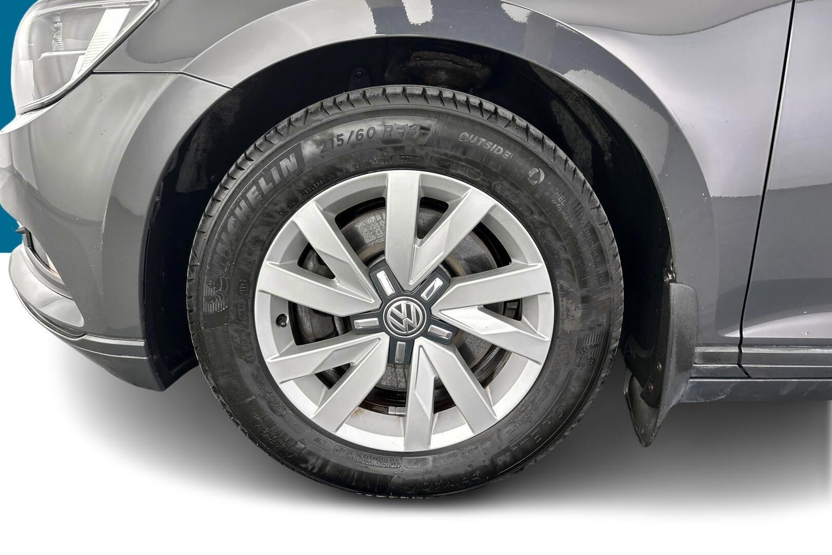Volkswagen Passat iso kuva 6