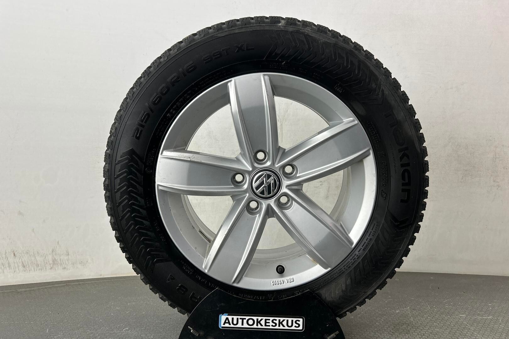 Volkswagen Passat iso kuva 7