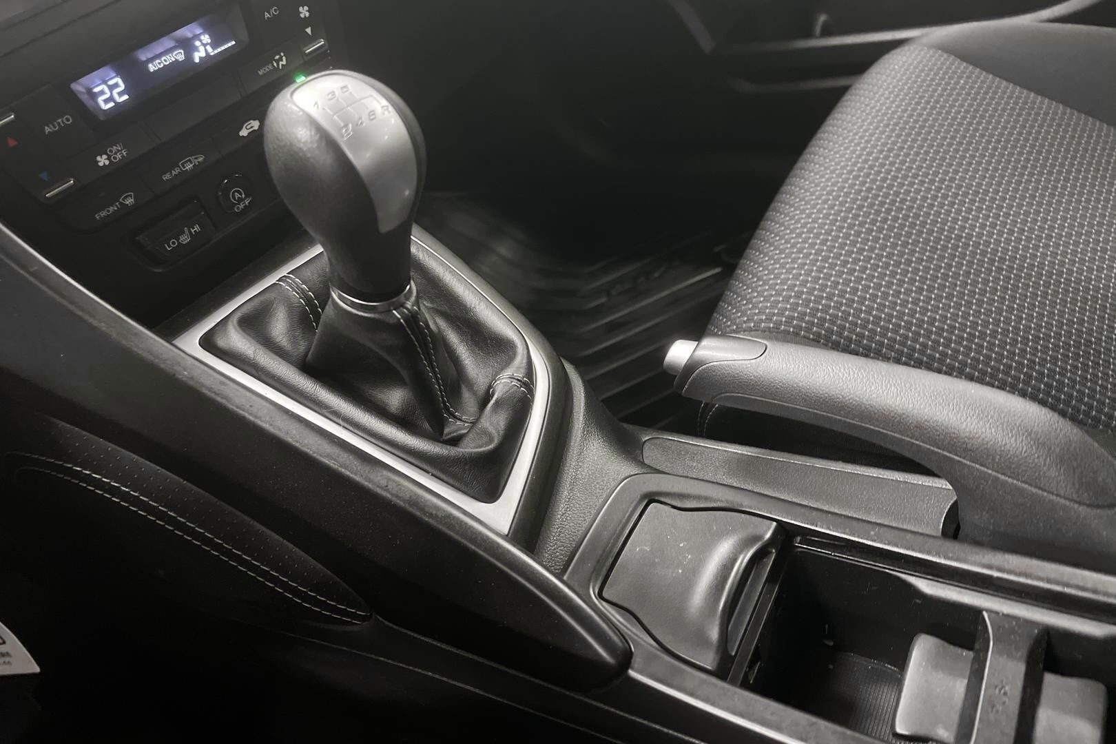 Honda Civic iso kuva 16