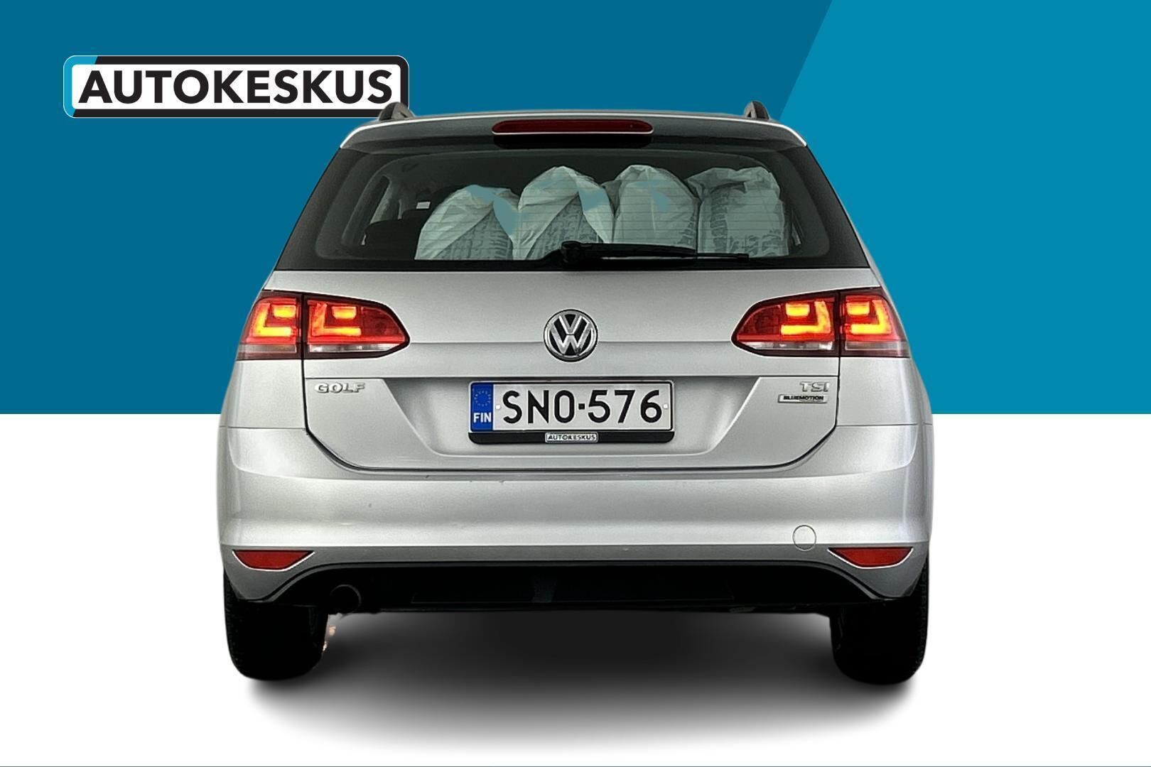 Volkswagen Golf iso kuva 6