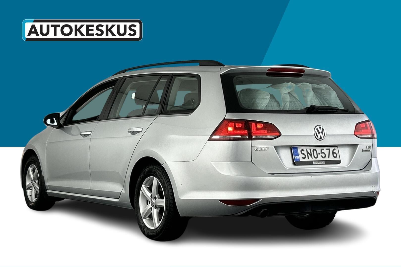 Volkswagen Golf iso kuva 7