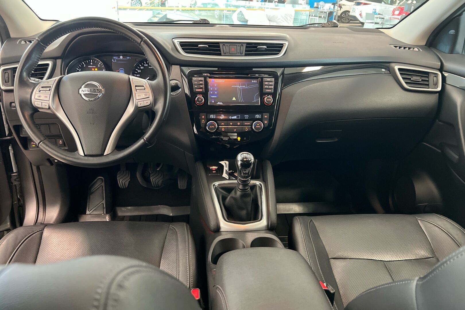 Nissan Qashqai iso kuva 19