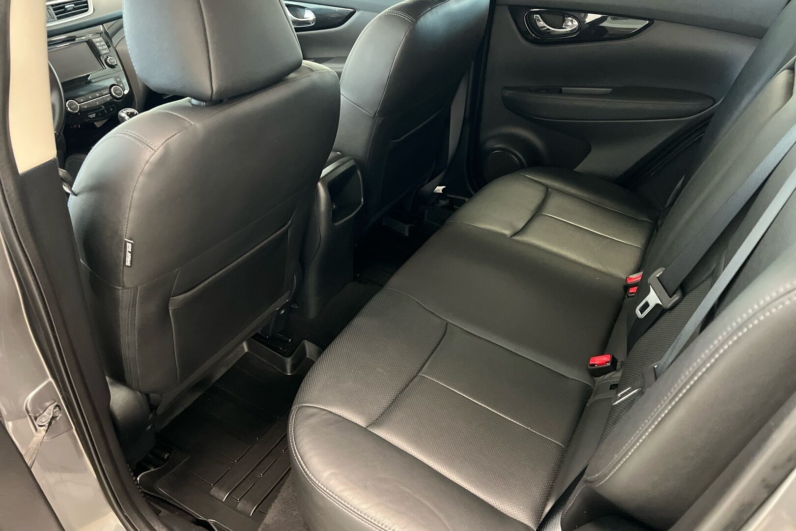 Nissan Qashqai iso kuva 2