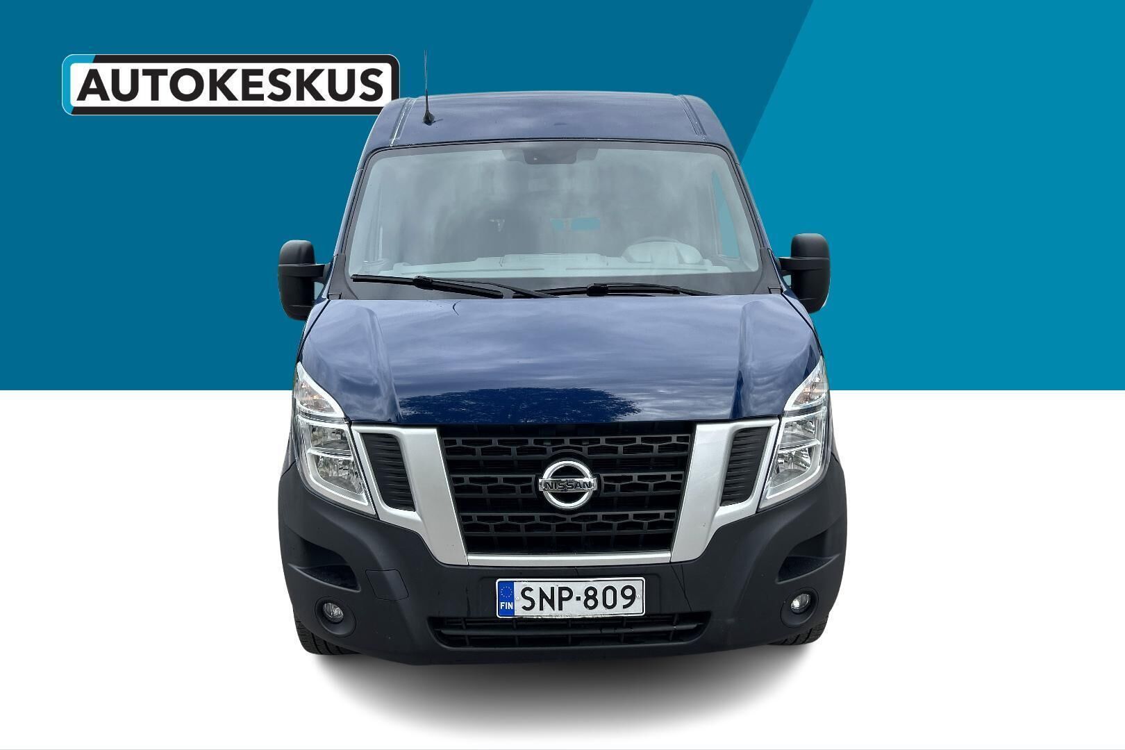 Nissan NV400 iso kuva 1