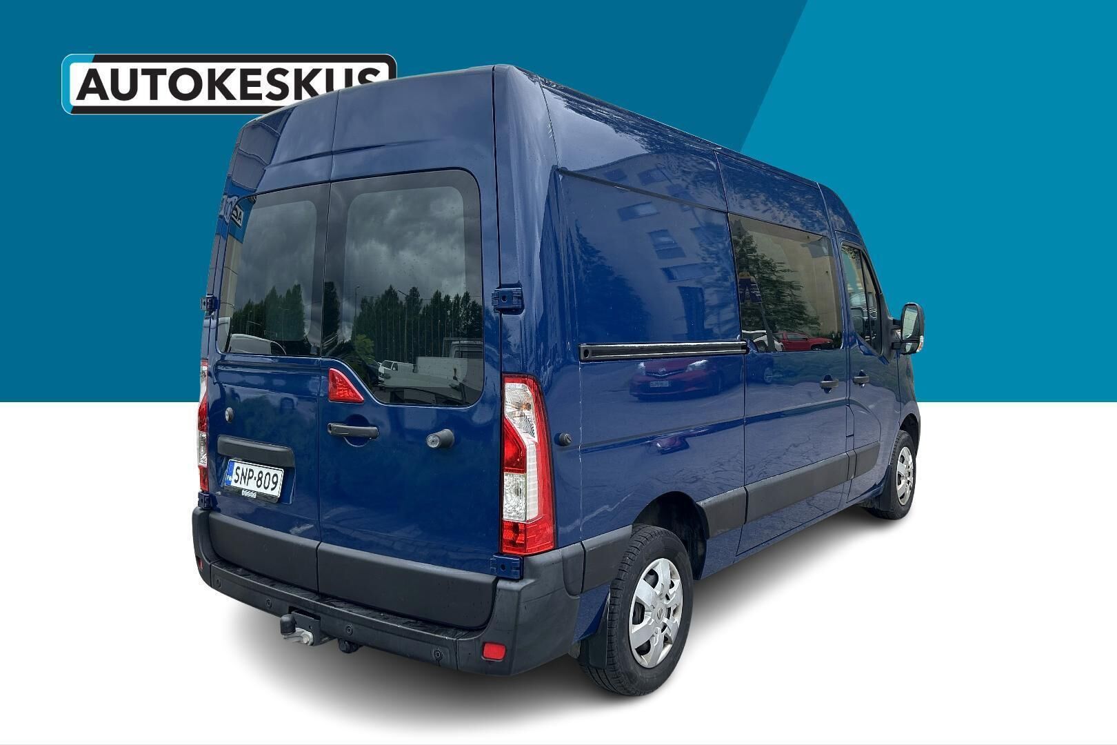 Nissan NV400 iso kuva 21