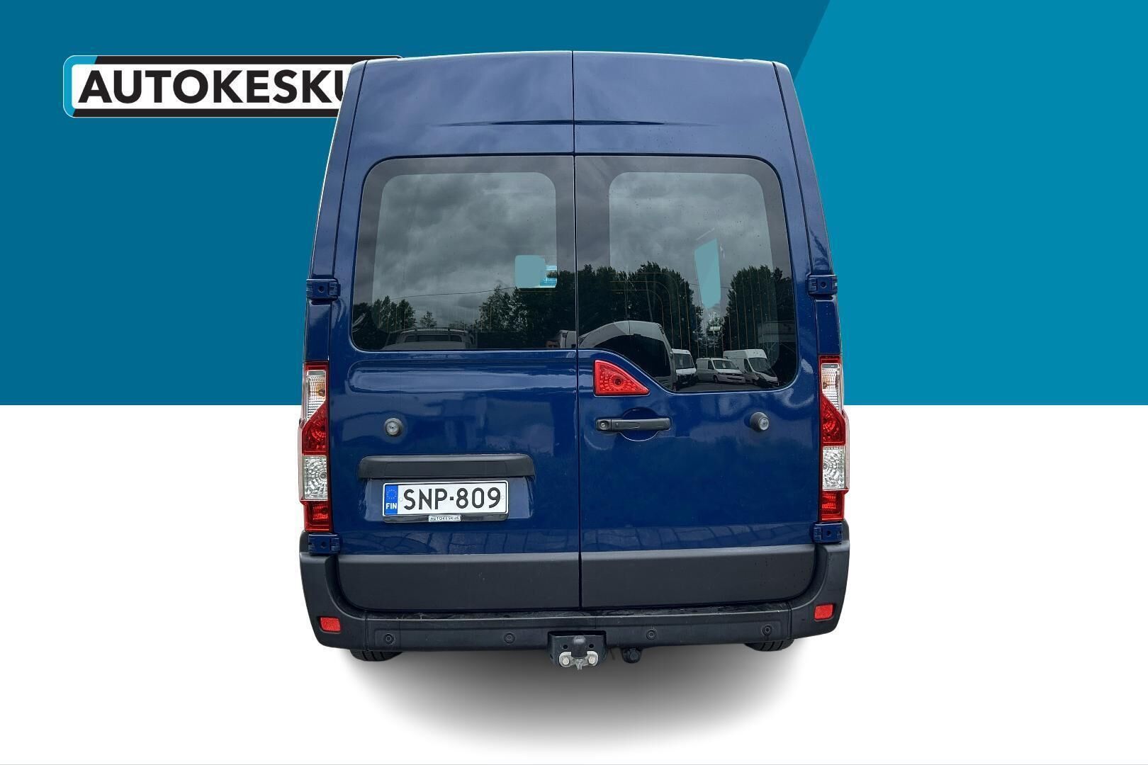 Nissan NV400 iso kuva 4