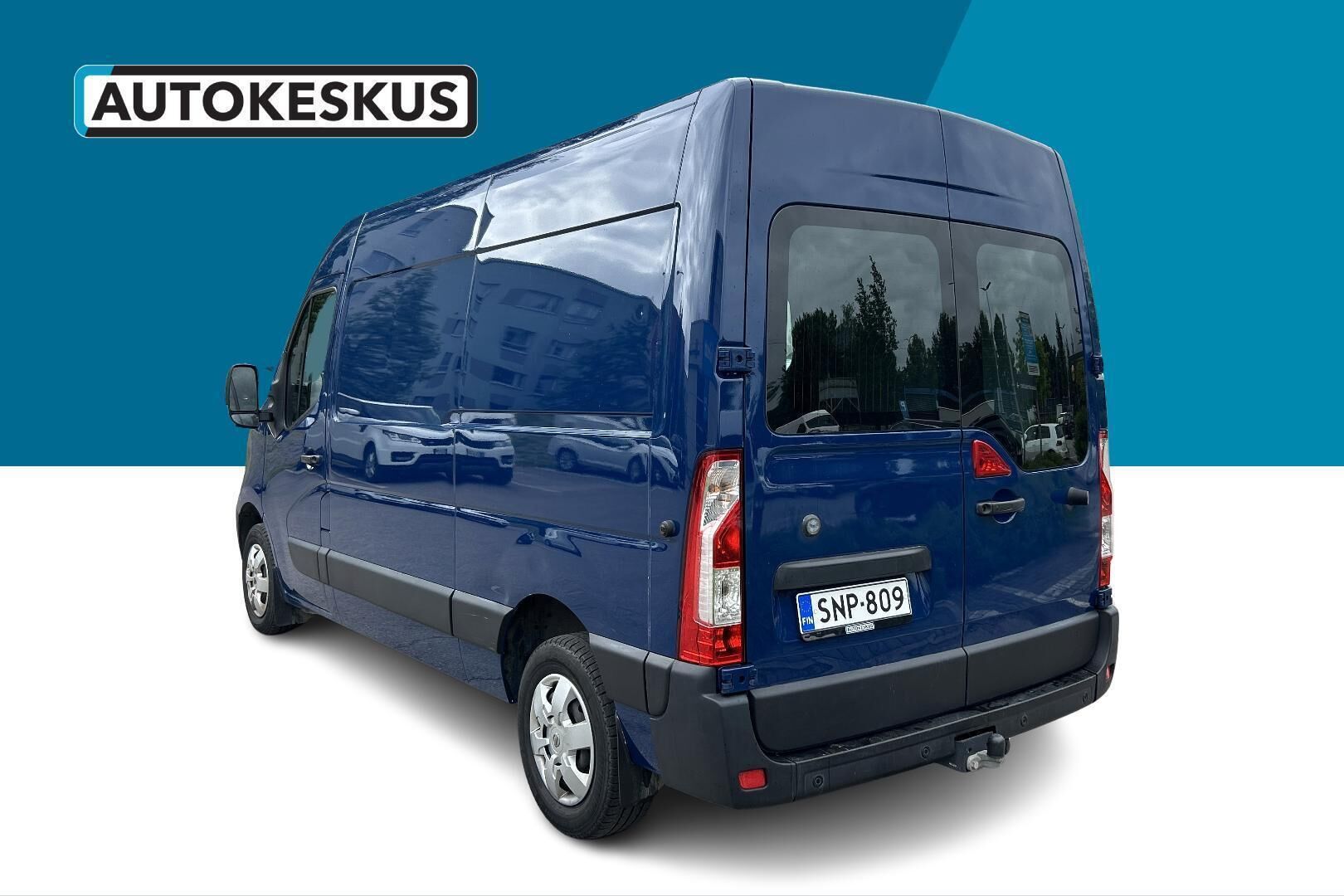 Nissan NV400 iso kuva 5