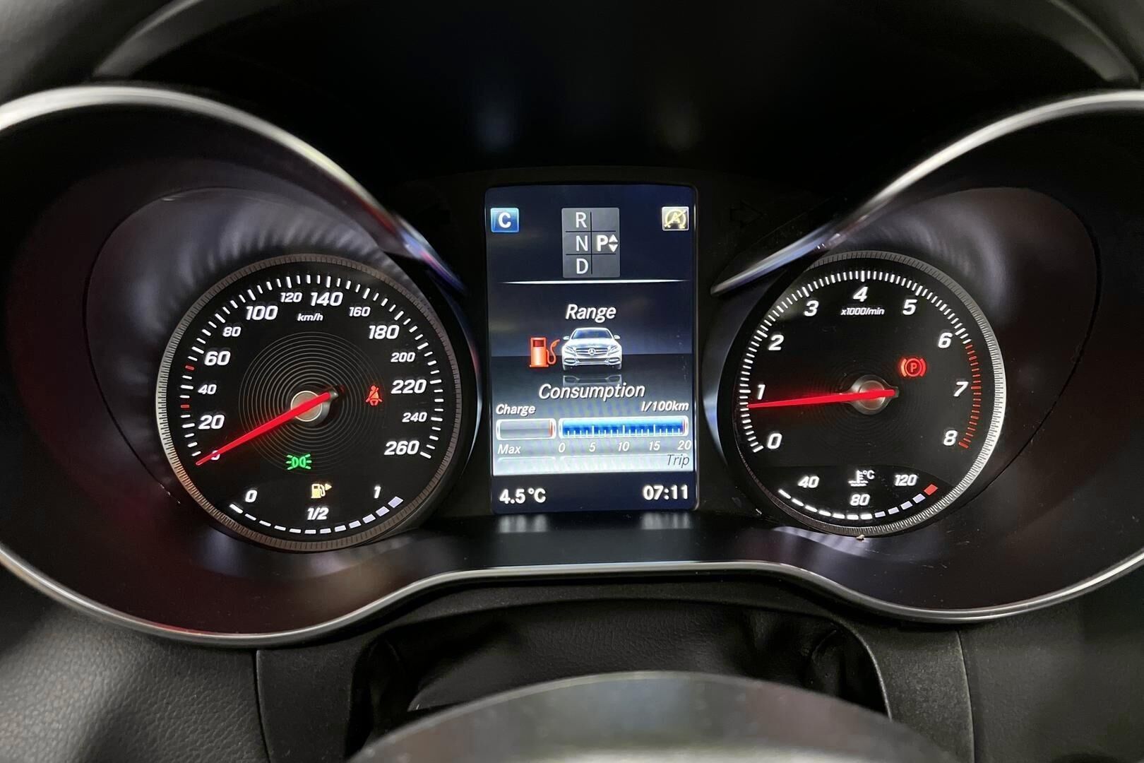 Mercedes-Benz C iso kuva 14