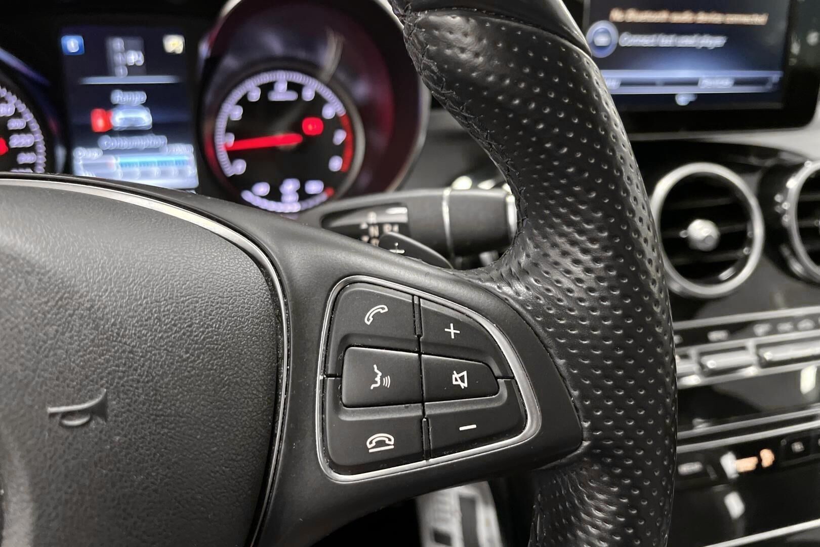 Mercedes-Benz C iso kuva 18