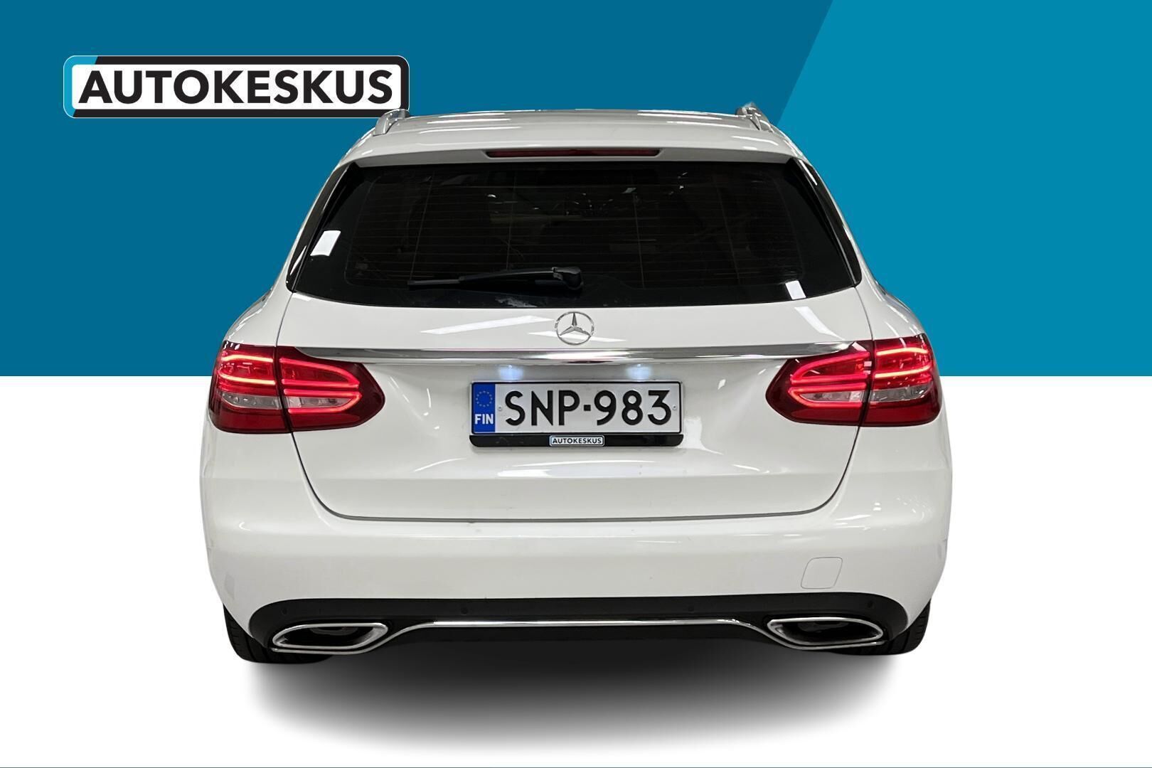 Mercedes-Benz C iso kuva 6