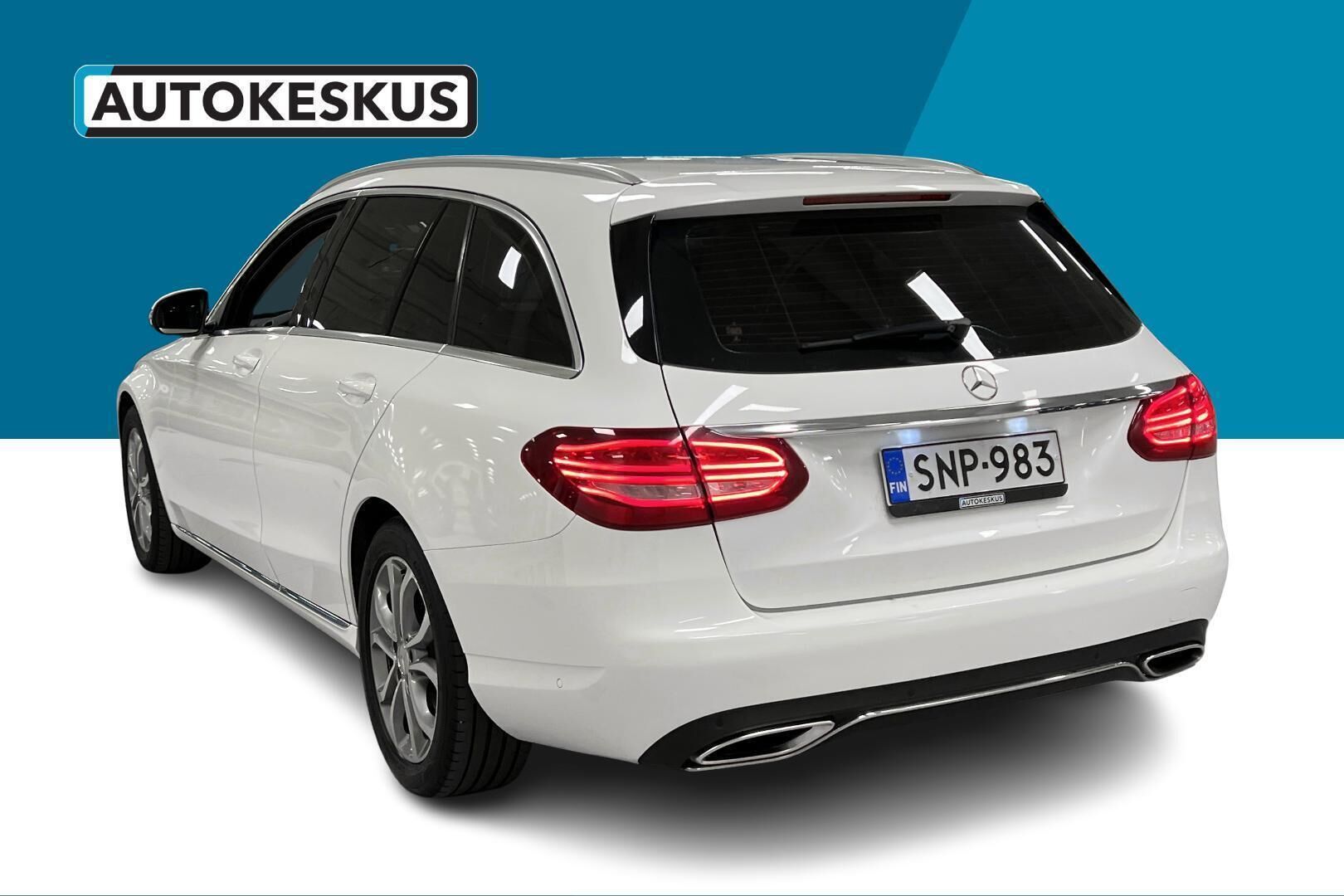 Mercedes-Benz C iso kuva 7