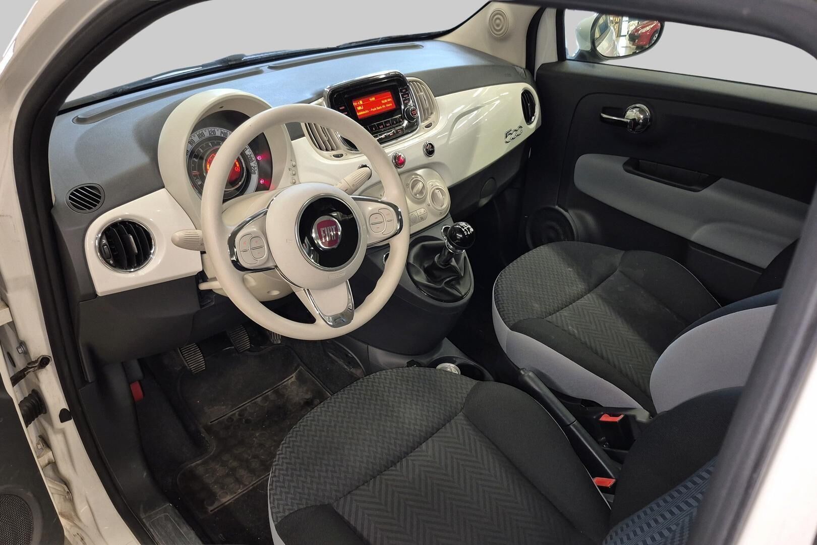 Fiat 500 iso kuva 2