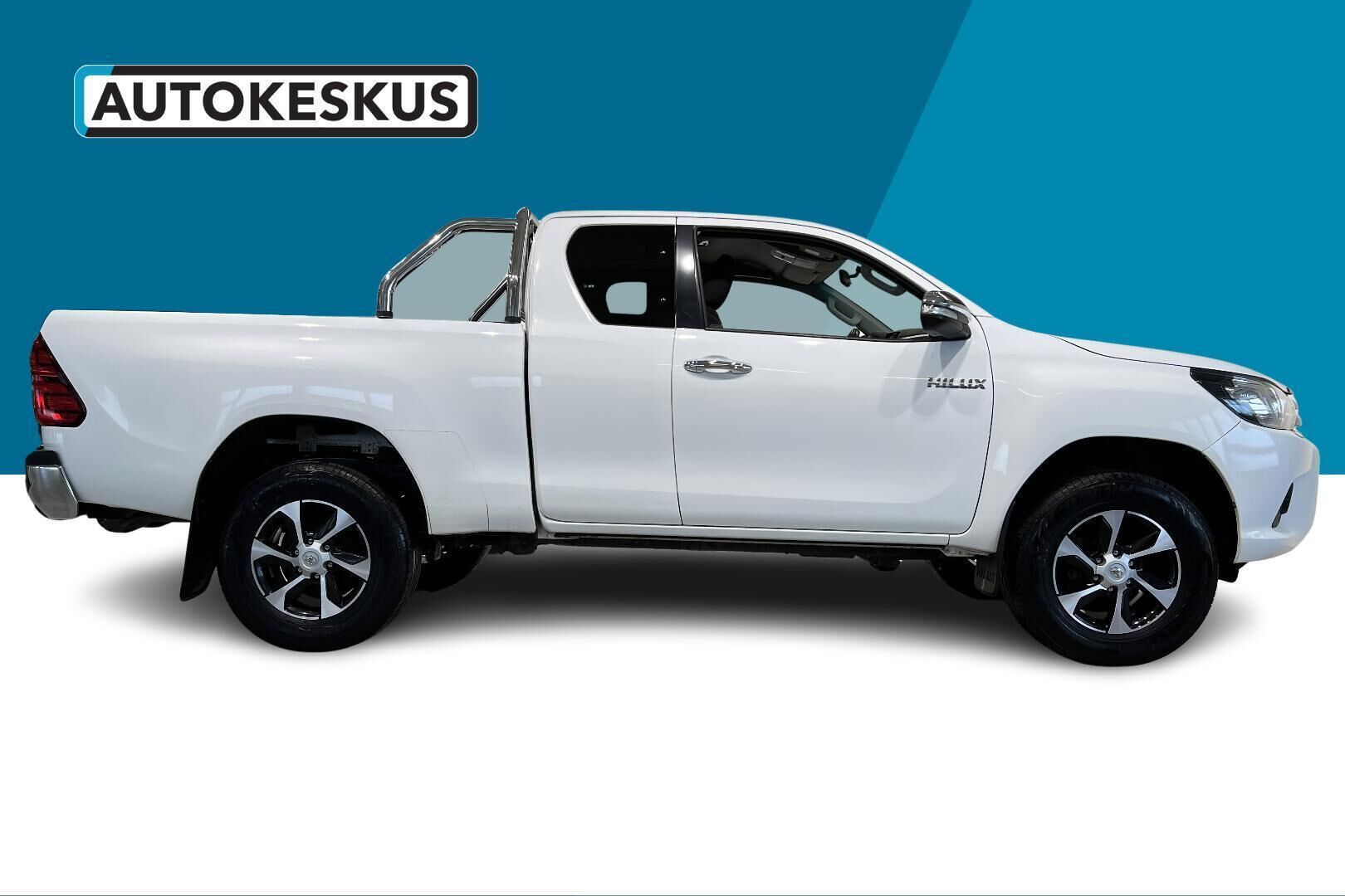 Toyota Hilux iso kuva 5