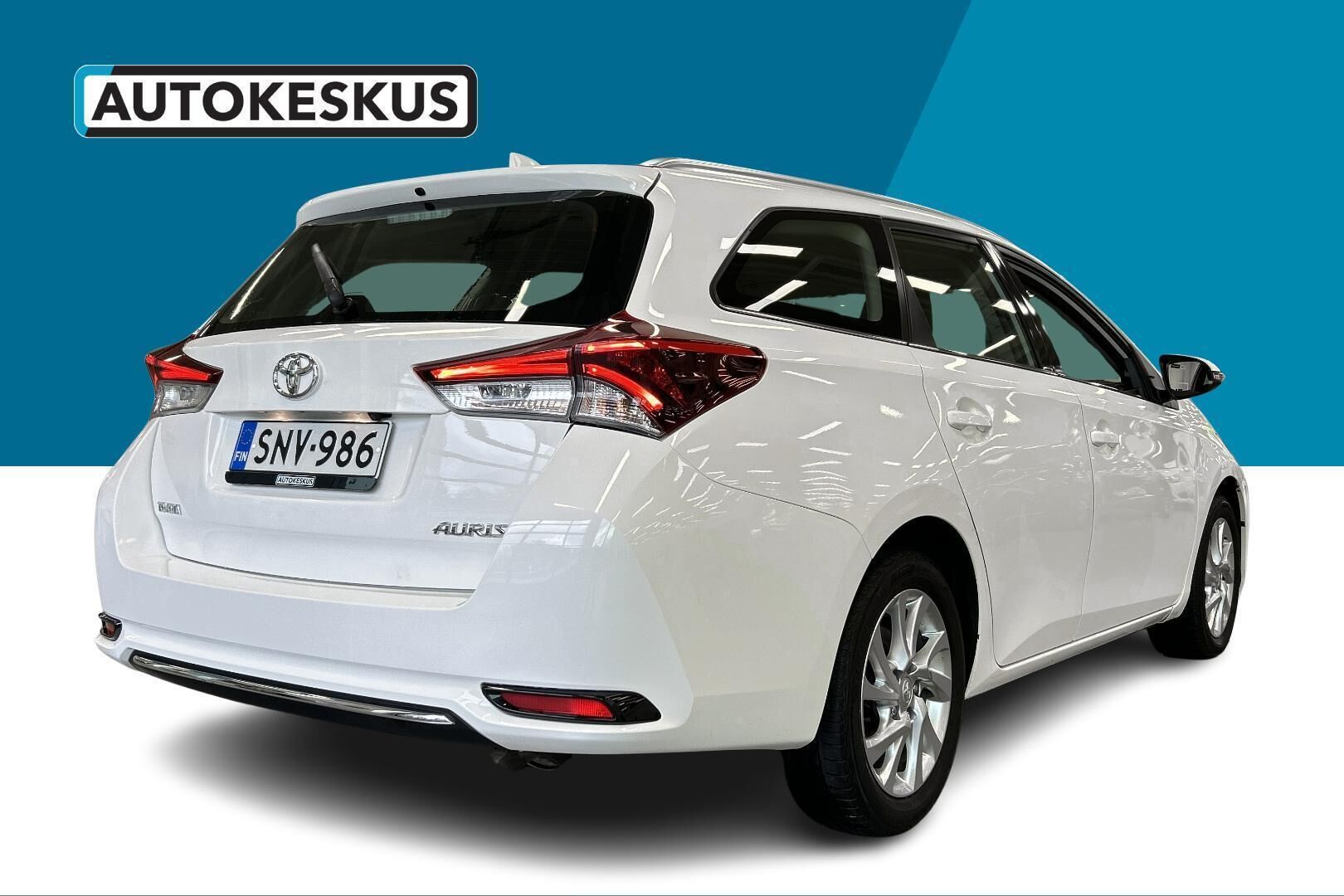 Toyota Auris iso kuva 27