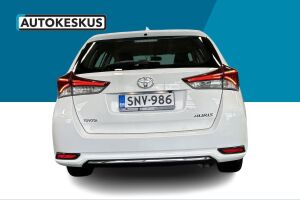 Toyota Auris esikatselu 4