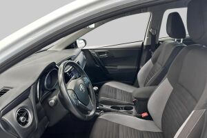 Toyota Auris esikatselu 28