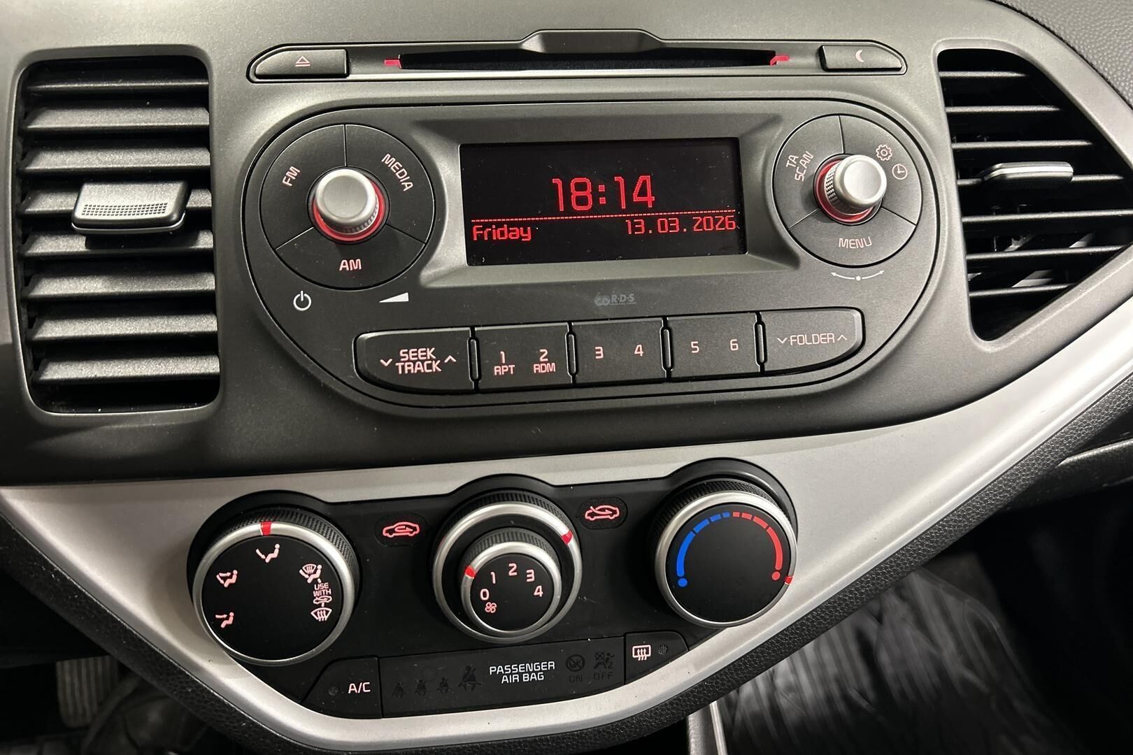 Kia Picanto iso kuva 15