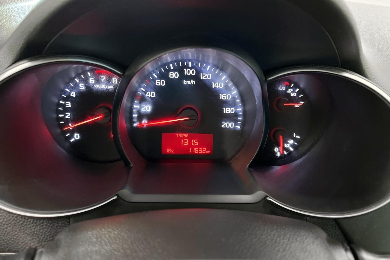 Kia Picanto iso kuva 12