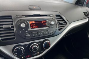 Kia Picanto esikatselu 24