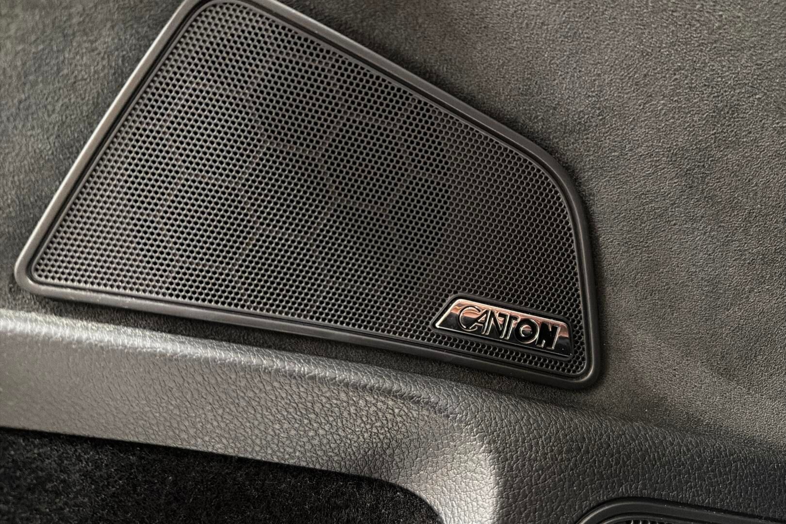 Skoda Superb iso kuva 17