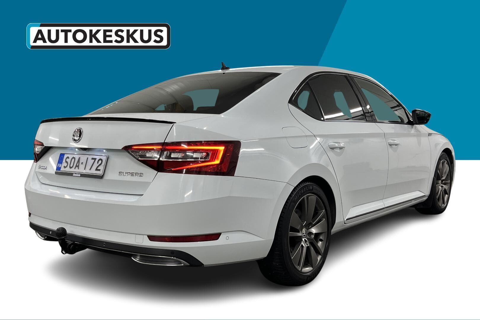 Skoda Superb iso kuva 5