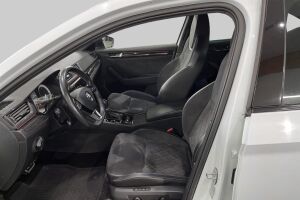 Skoda Superb esikatselu 9