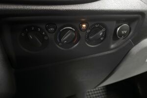 Ford Transit esikatselu 27