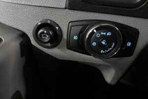 Ford Transit esikatselu 34