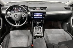 Skoda Superb esikatselu 11
