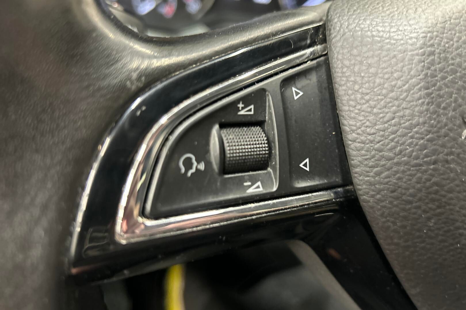 Skoda Superb iso kuva 18