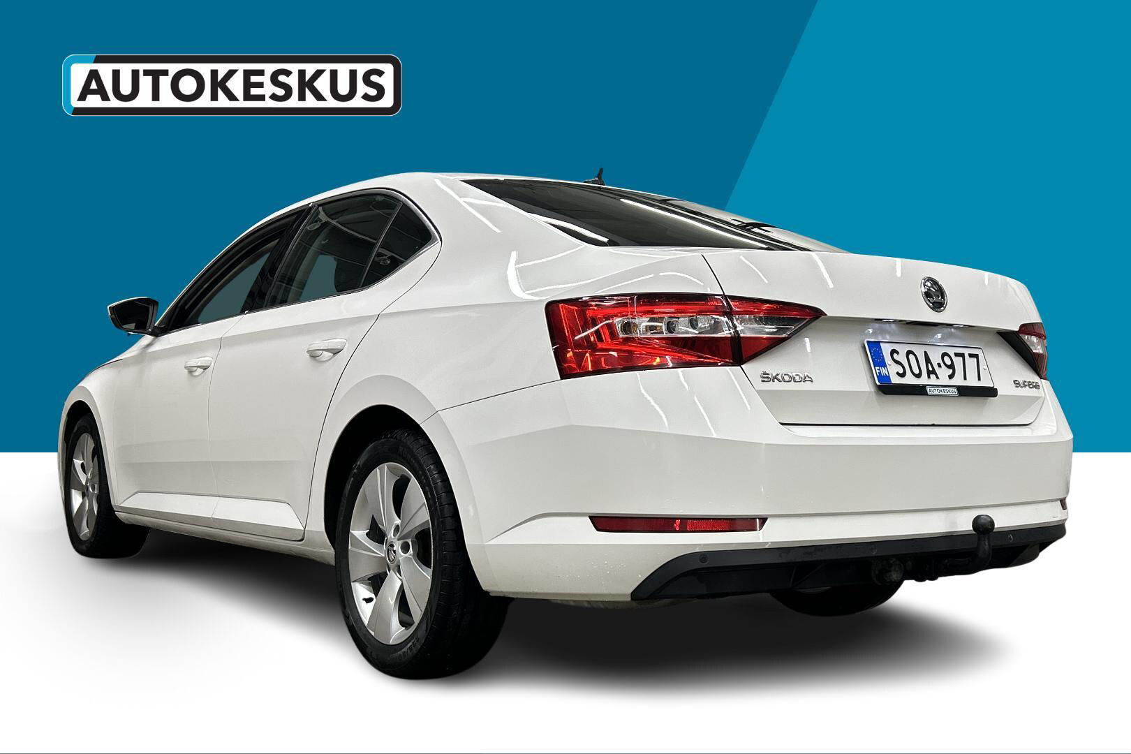 Skoda Superb iso kuva 7