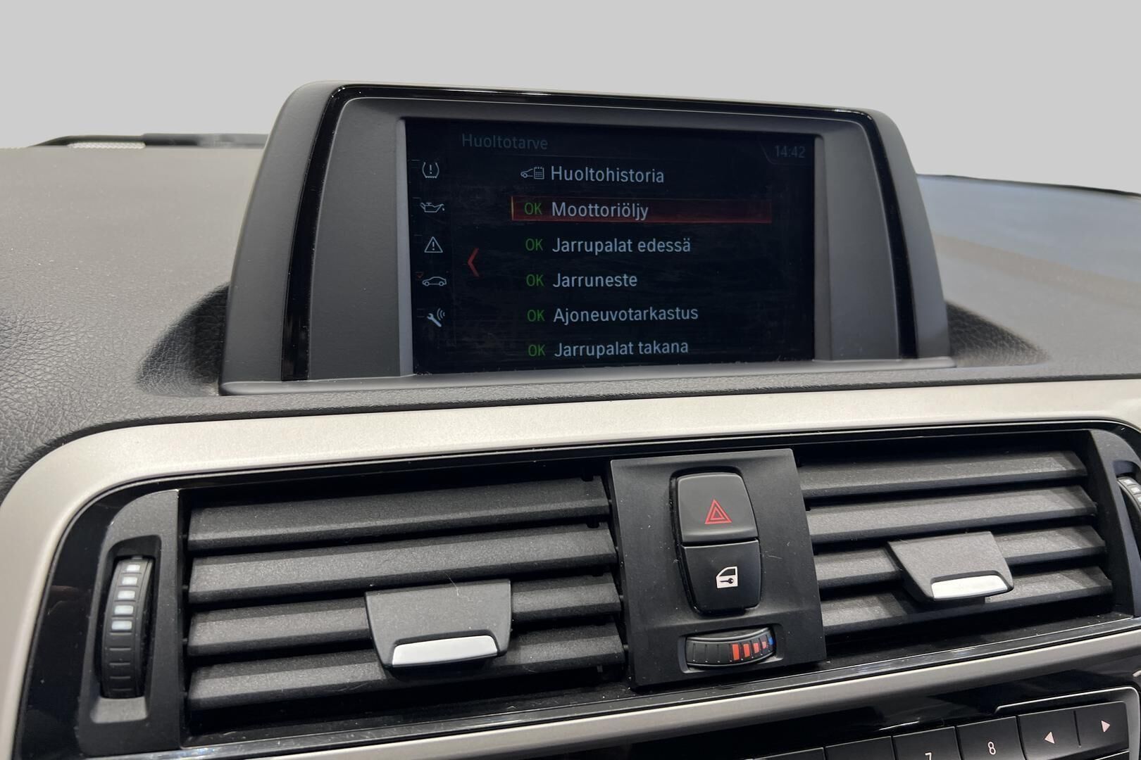 BMW 1-SARJA iso kuva 16