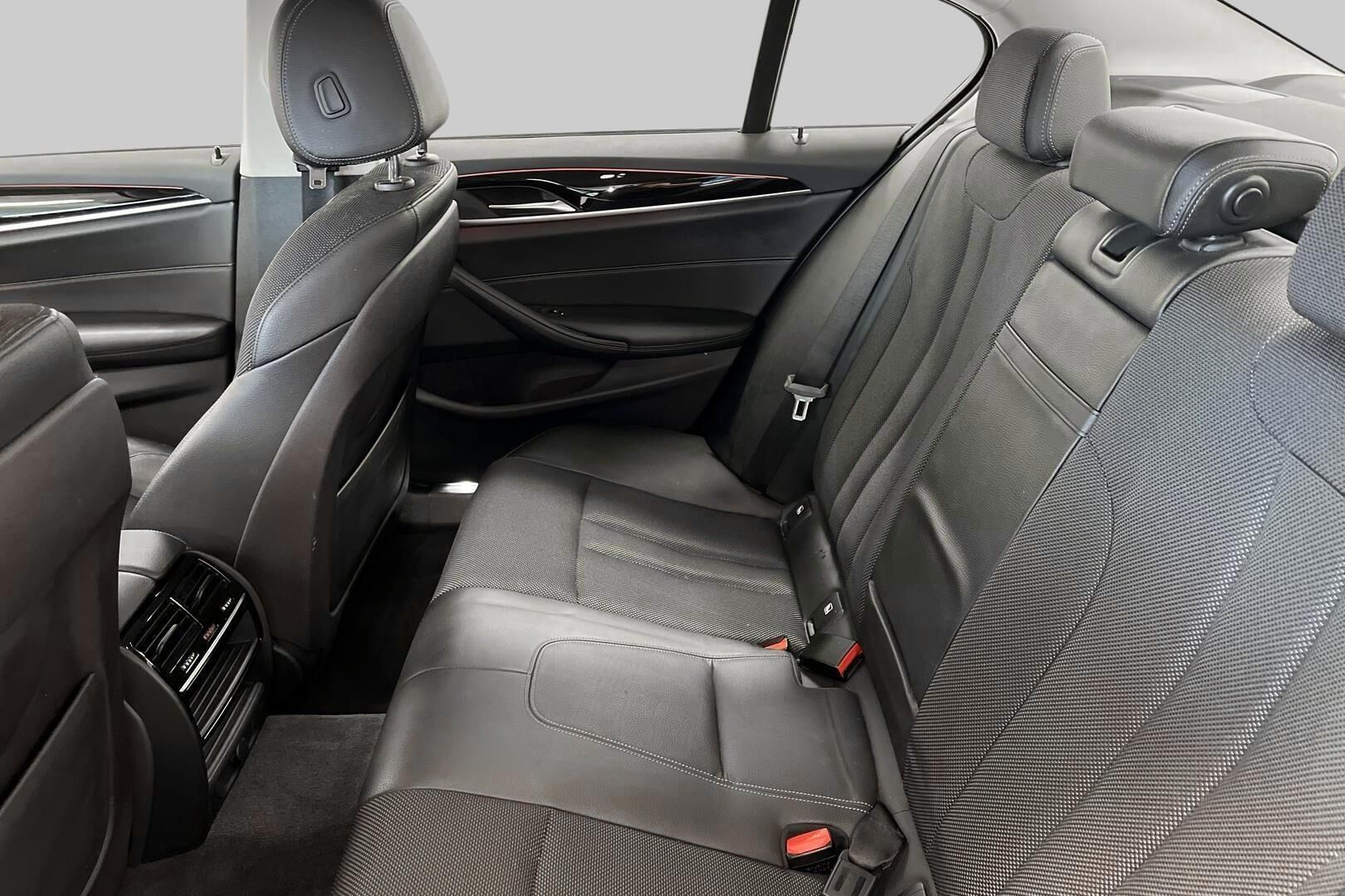 BMW 5-sarja iso kuva 9