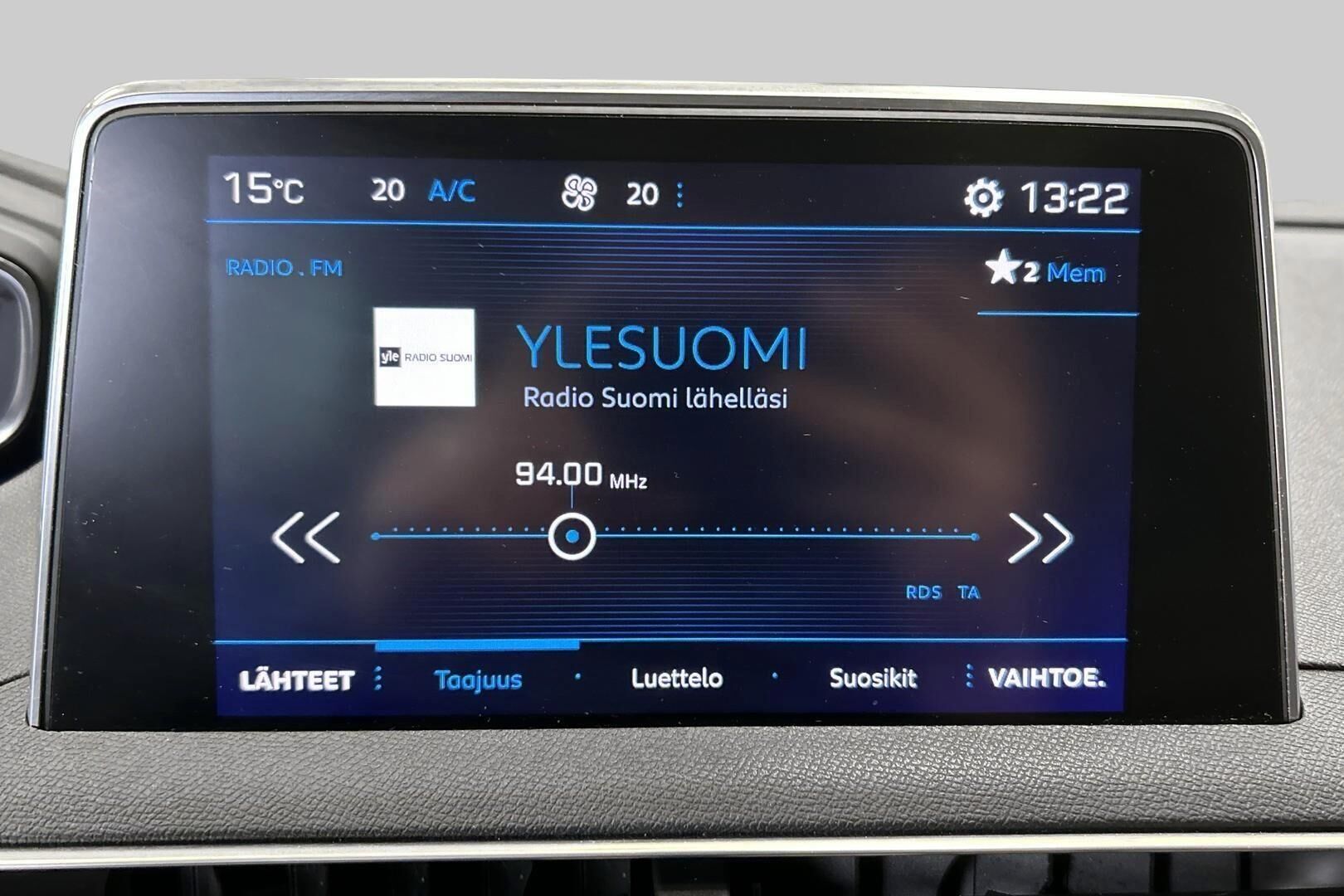 Peugeot 3008 iso kuva 35