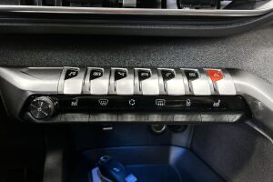 Peugeot 3008 esikatselu 36