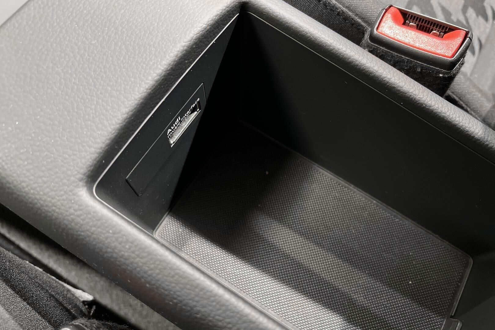 Audi A3 iso kuva 23