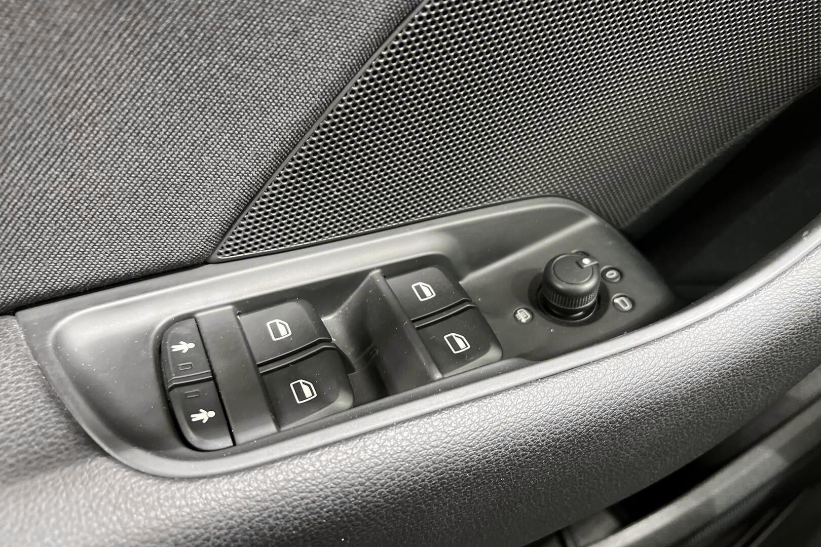 Audi A3 iso kuva 29