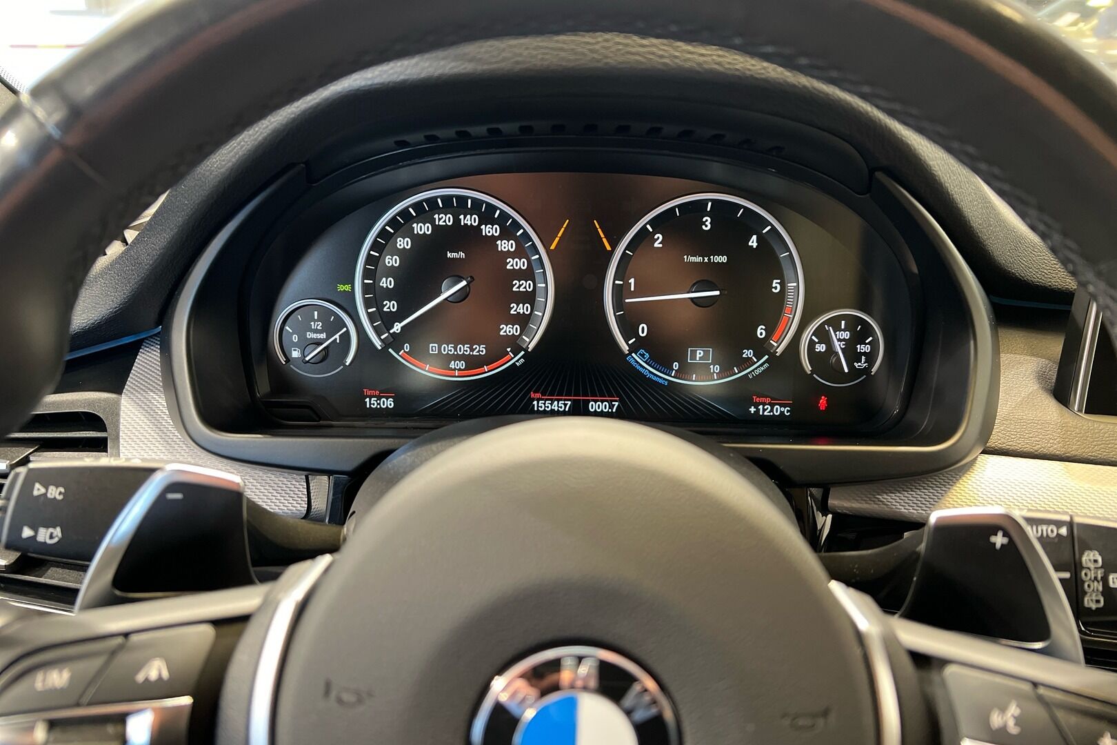 BMW X5 iso kuva 10