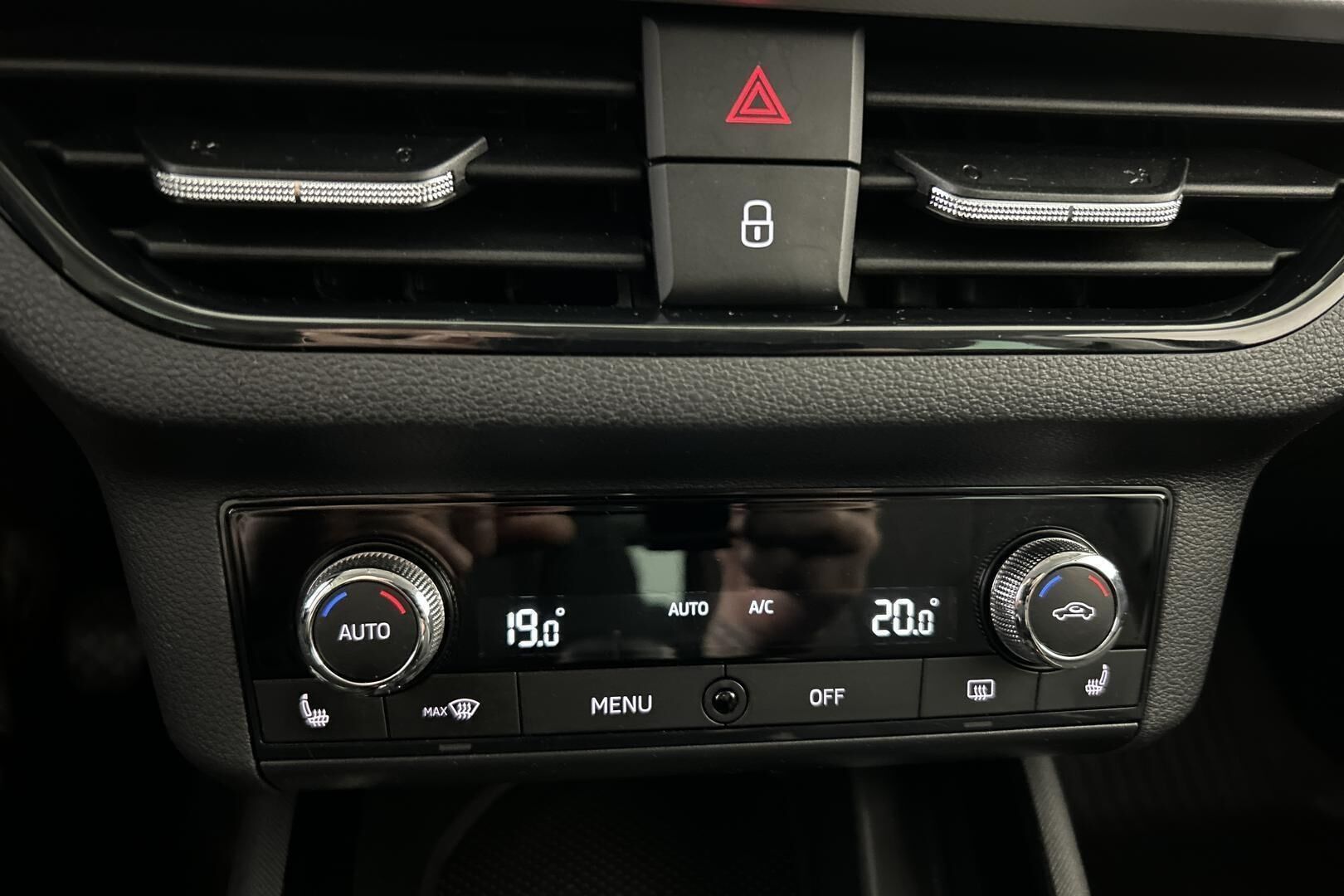 Skoda Scala iso kuva 19
